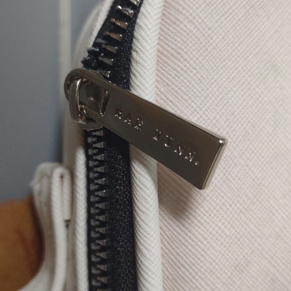 Rae Dunn Makeup Case " GLAM KIT" - Picture 2 of 7